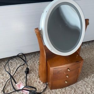 Night stand mirror
